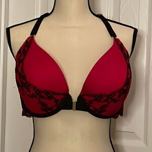 NWOT Cacique Boost Plunge Bra